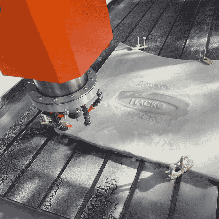 Гравиране на дърво със CNC машина
